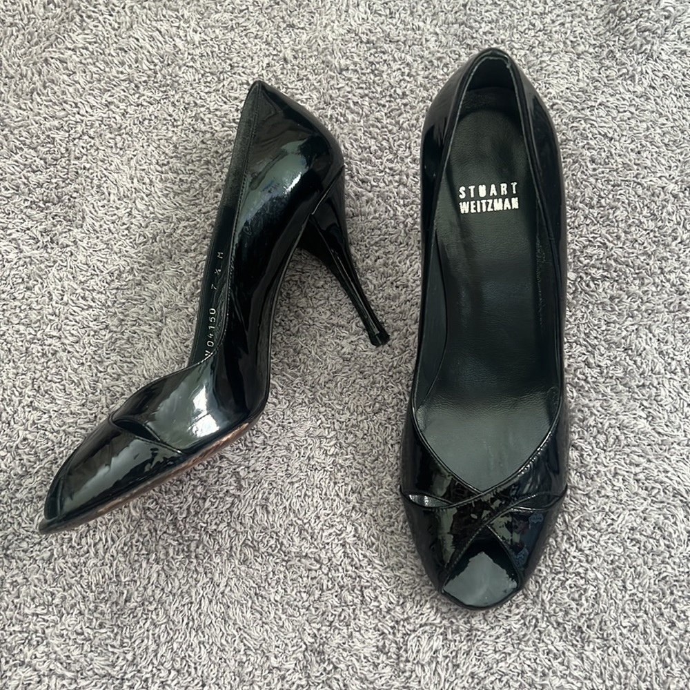 Stuart Weitzman peep toe patent leather heel